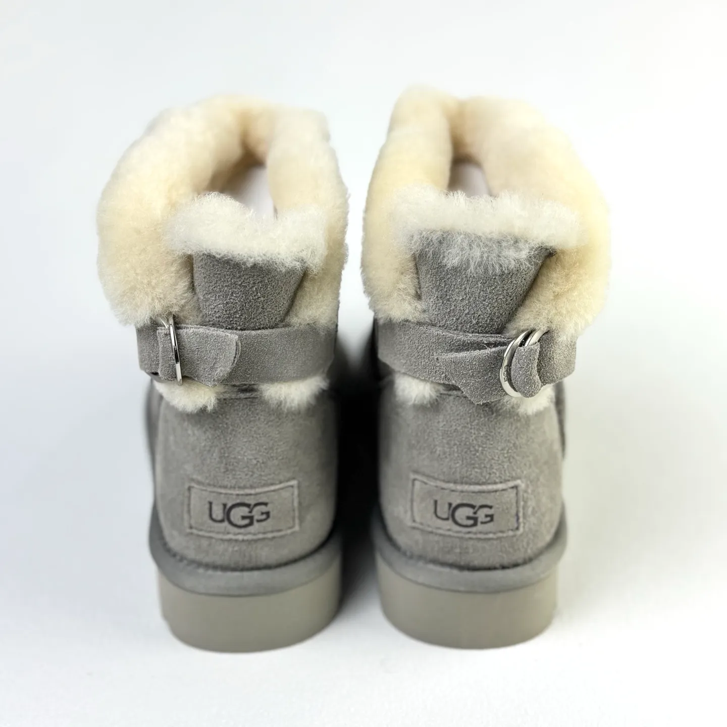 Local 💰560 Guangzhou top version ❗UGG Classic Novelty cow split leather fashionable round toe snow boots women’s style arrived